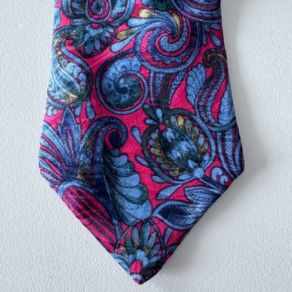 Men's Unisex Silk Tie - Blue & Fuchsia Paisley - Picture 4 of 5